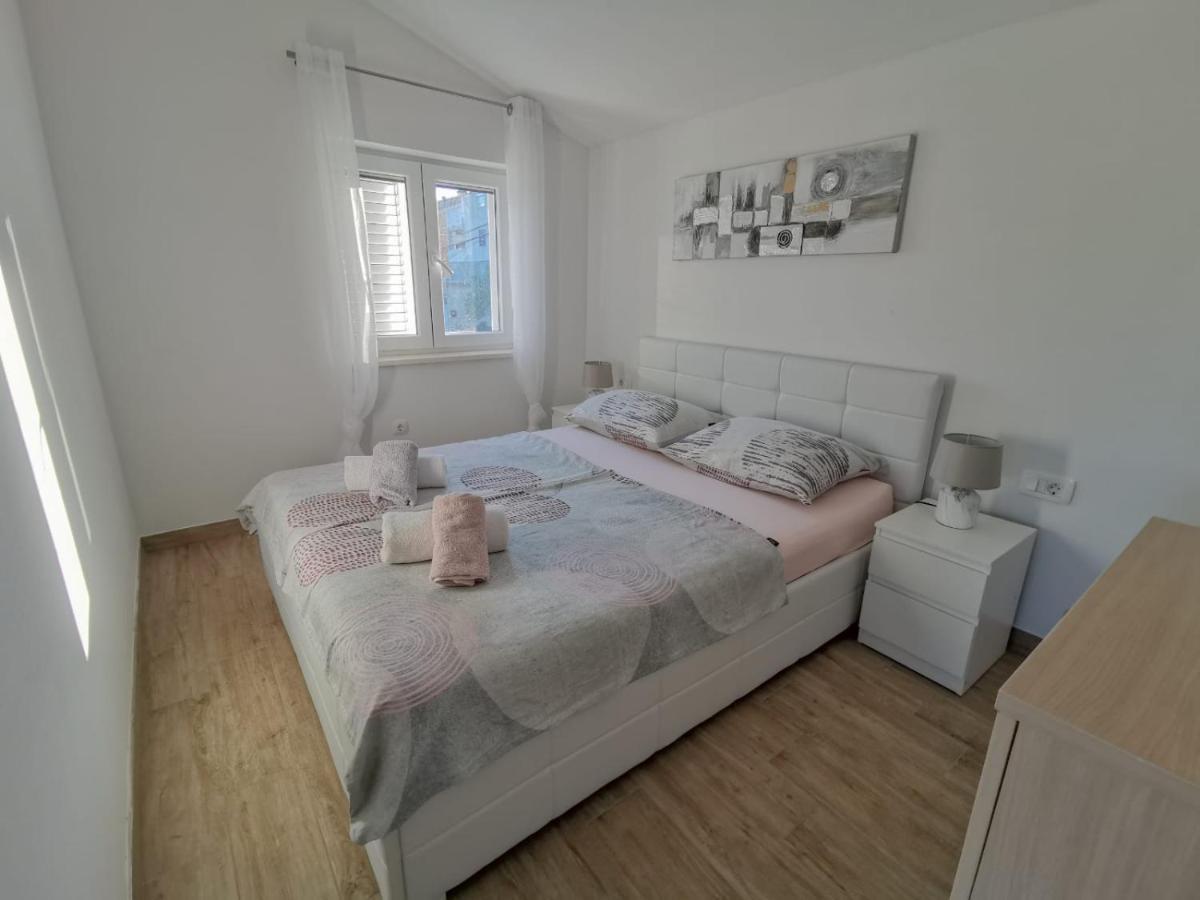 Apartmani Goga 2 Molat Luaran gambar