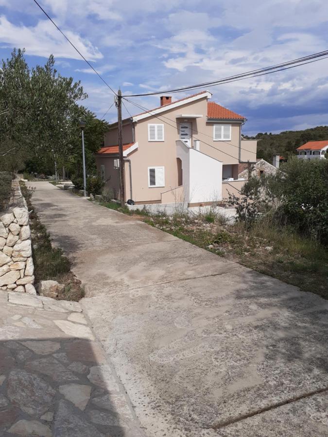 Apartmani Goga 2 Molat Luaran gambar